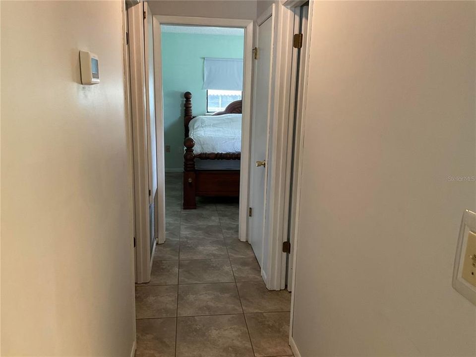 En Venta: $165,000 (4 camas, 2 baños, 1358 Pies cuadrados)