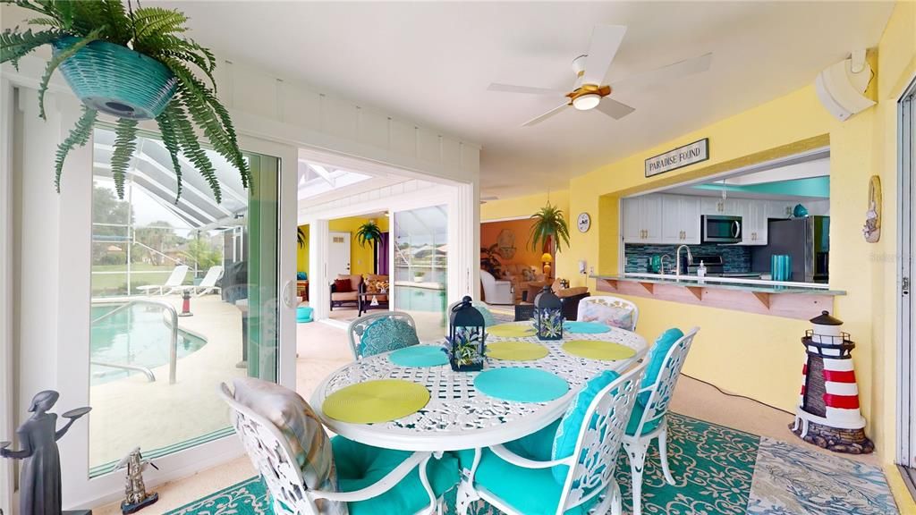 FLORIDA ROOM WITH KITCHEN PASSTHROUGH