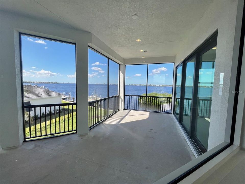 Loft / Screened Lanai