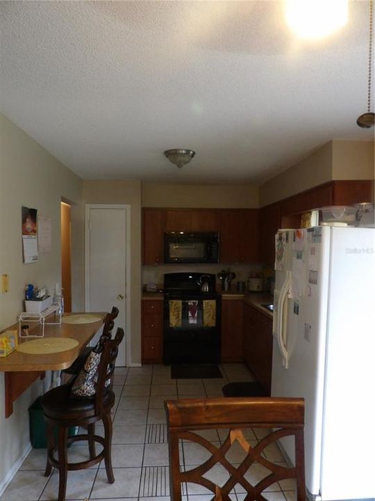 For Sale: $232,900 (4 beds, 1 baths, 1170 Square Feet)