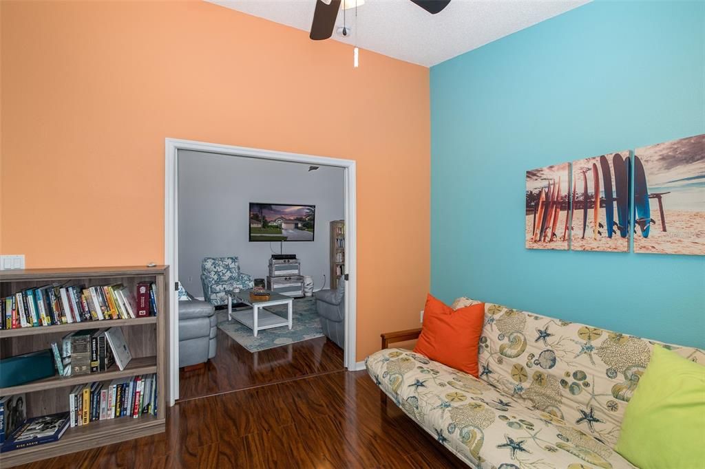 For Sale: $335,000 (3 beds, 2 baths, 1718 Square Feet)