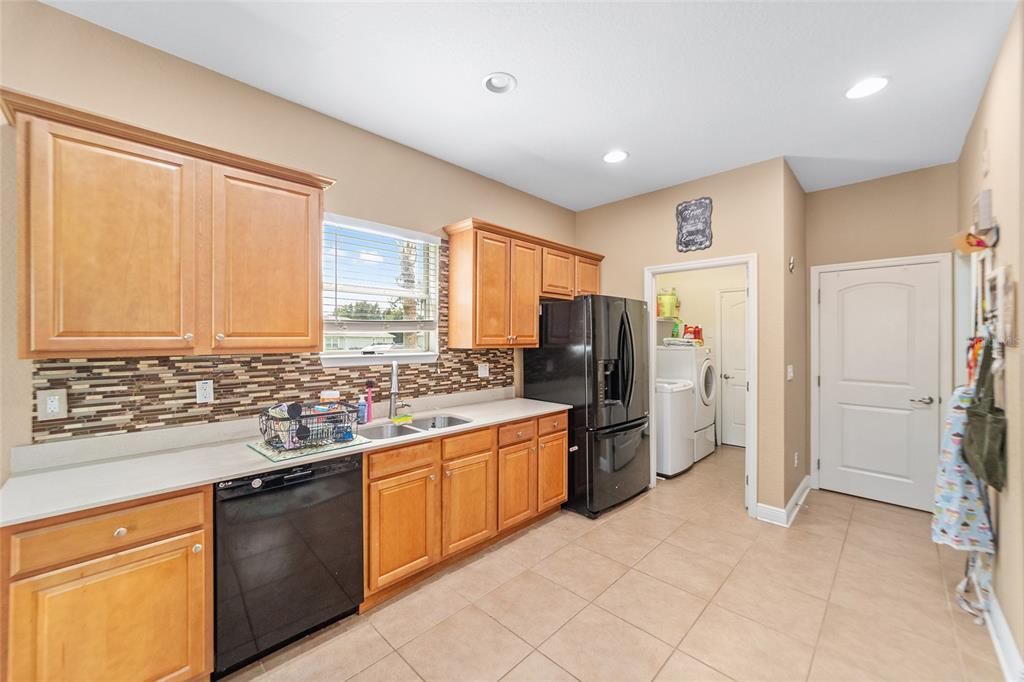 For Sale: $329,750 (4 beds, 2 baths, 2566 Square Feet)