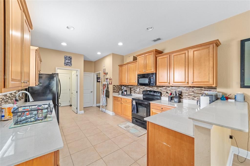 For Sale: $329,750 (4 beds, 2 baths, 2566 Square Feet)