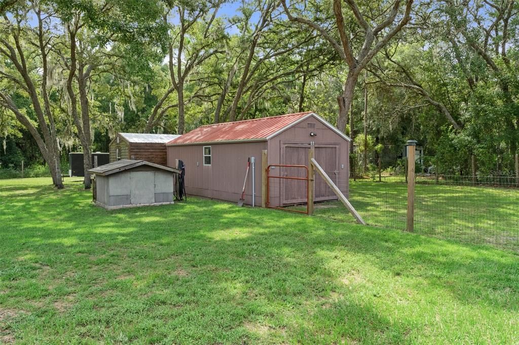 For Sale: $335,000 (3 beds, 2 baths, 1319 Square Feet)