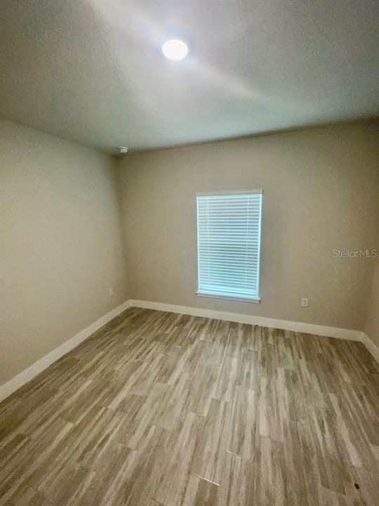 For Rent: $2,200 (3 beds, 2 baths, 1721 Square Feet)