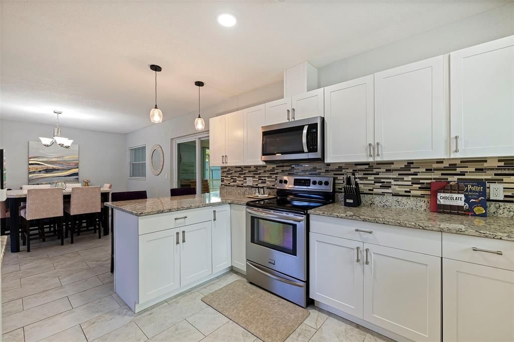 For Sale: $429,999 (4 beds, 2 baths, 1582 Square Feet)