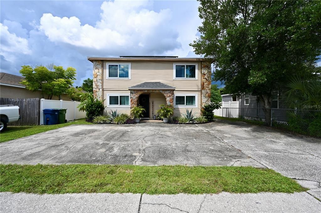 Active With Contract: $375,000 (4 beds, 2 baths, 1996 Square Feet)