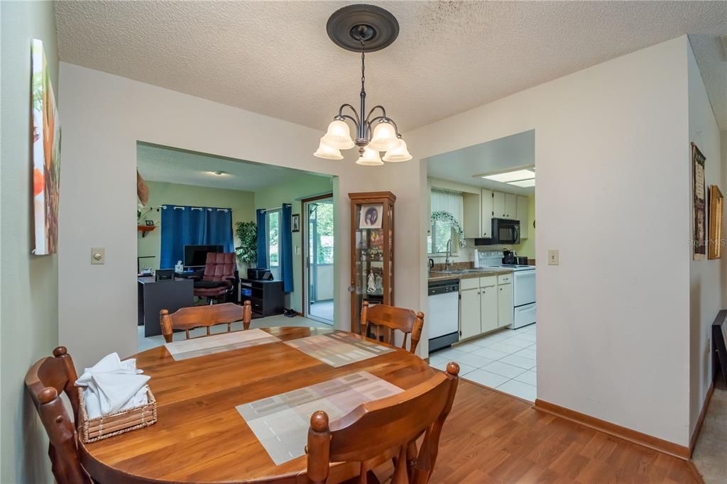 Spacious Dining Area