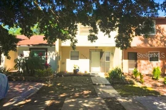 For Rent: $2,100 (3 beds, 2 baths, 1252 Square Feet)