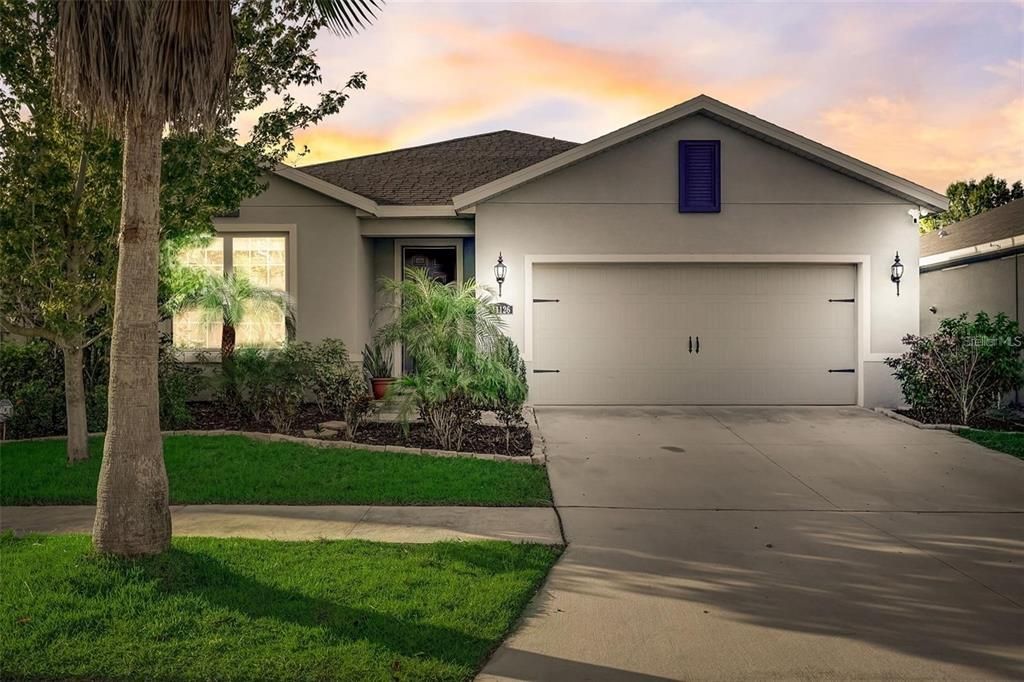 Active With Contract: $2,400 (3 beds, 2 baths, 1818 Square Feet)