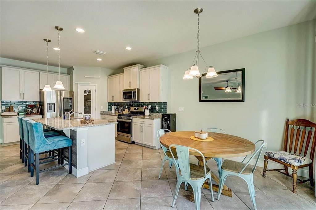 Active With Contract: $2,400 (3 beds, 2 baths, 1818 Square Feet)