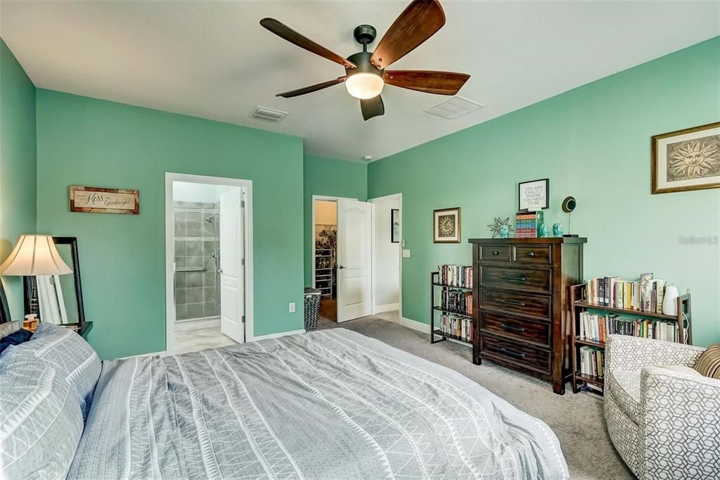 Active With Contract: $2,400 (3 beds, 2 baths, 1818 Square Feet)