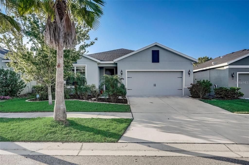 Active With Contract: $2,400 (3 beds, 2 baths, 1818 Square Feet)