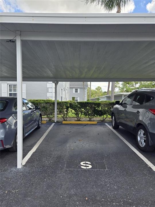 1 carport space