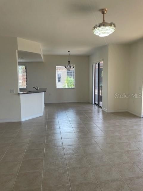 For Rent: $2,400 (2 beds, 2 baths, 1803 Square Feet)