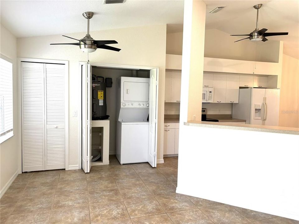 For Rent: $1,575 (2 beds, 1 baths, 1128 Square Feet)