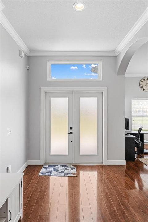 Wide Foyer/Entry Way