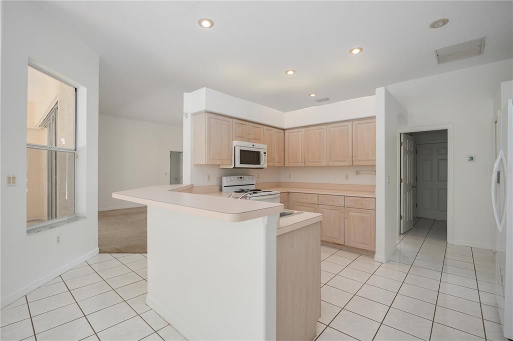 For Sale: $547,720 (3 beds, 2 baths, 2222 Square Feet)