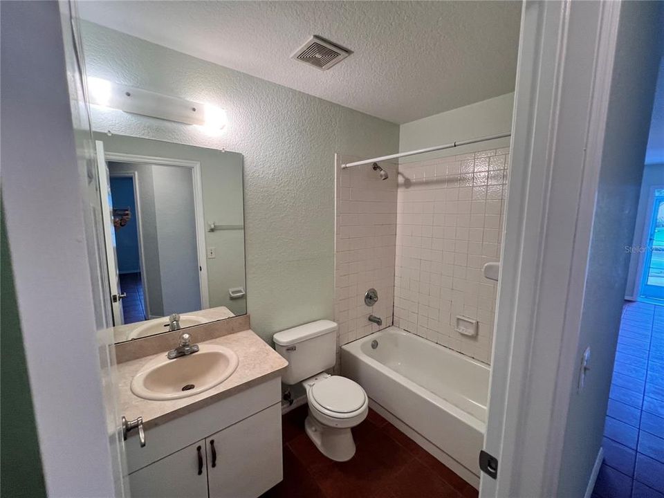 For Rent: $1,650 (2 beds, 2 baths, 1038 Square Feet)