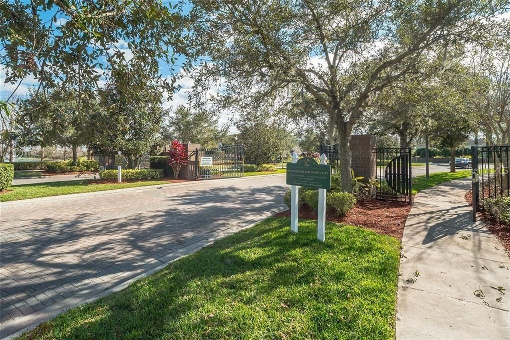 Active With Contract: $2,195 (3 beds, 3 baths, 1686 Square Feet)