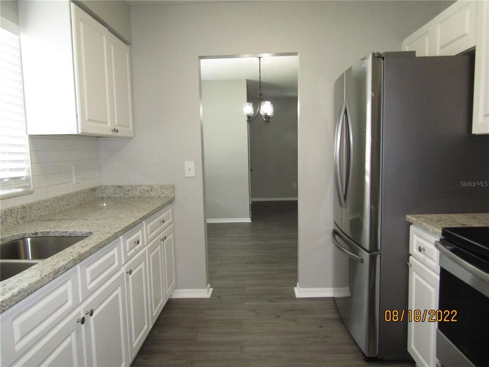 For Rent: $1,995 (4 beds, 1 baths, 1192 Square Feet)