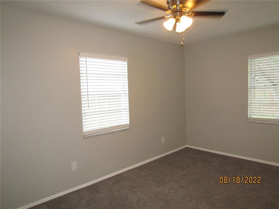 For Rent: $1,995 (4 beds, 1 baths, 1192 Square Feet)