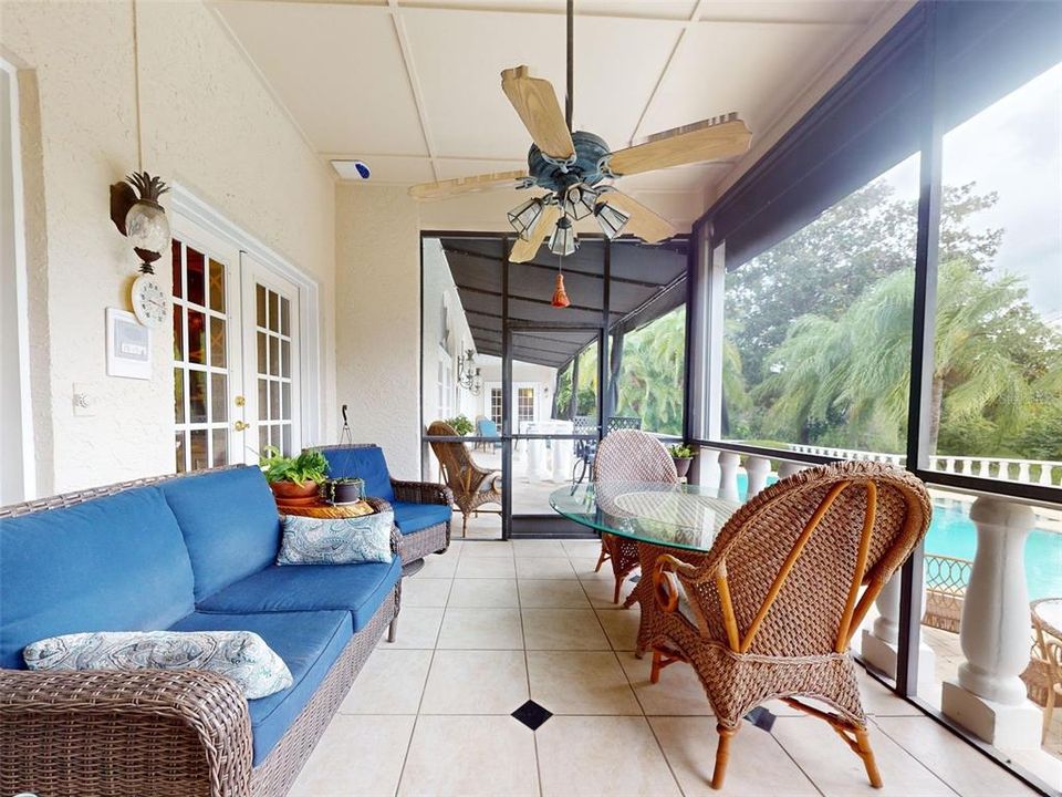 SCREENED PATIO