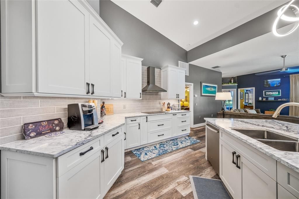 Active With Contract: $899,000 (3 beds, 2 baths, 2242 Square Feet)