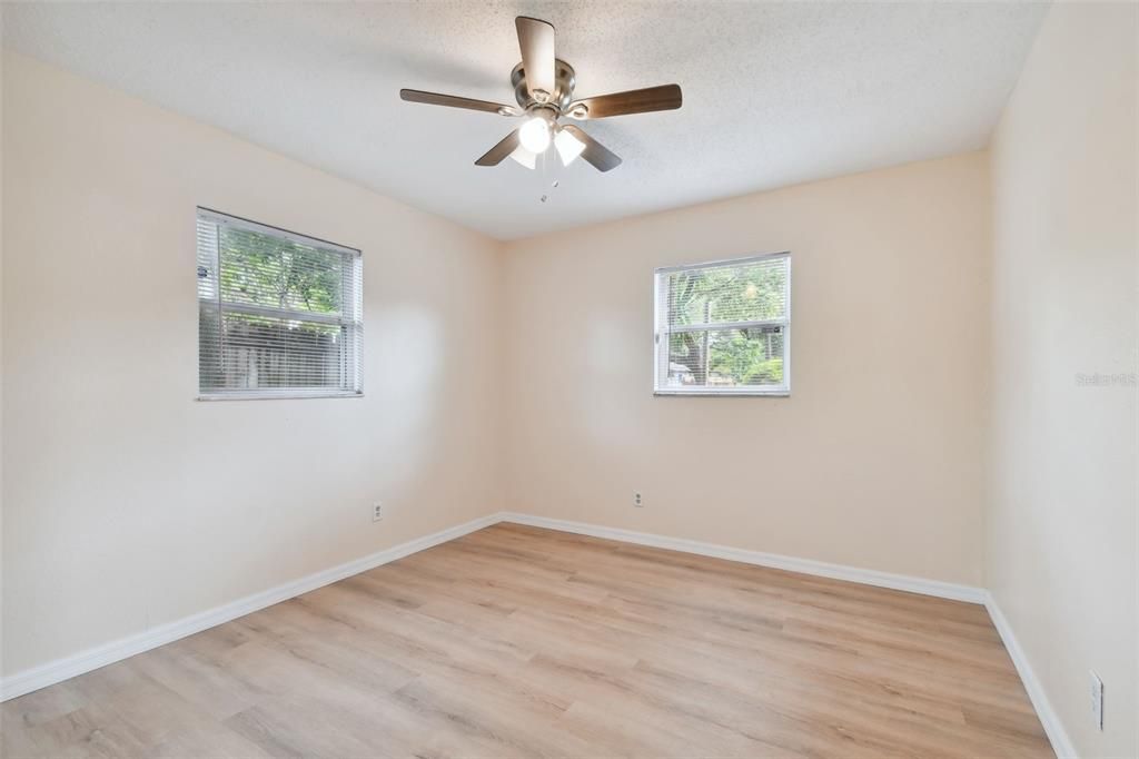 For Rent: $1,795 (2 beds, 1 baths, 946 Square Feet)