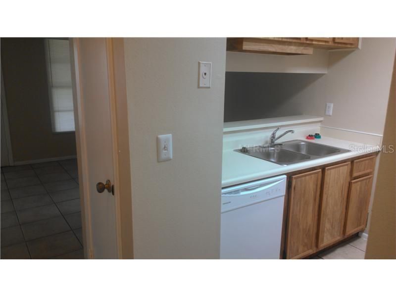 For Rent: $1,499 (2 beds, 2 baths, 912 Square Feet)