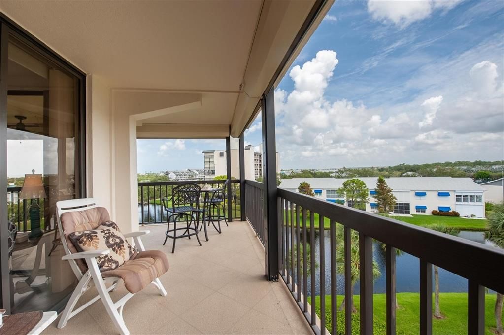 Wrap around balcony with great views