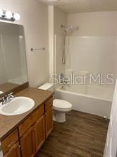 For Rent: $2,000 (3 beds, 2 baths, 1279 Square Feet)