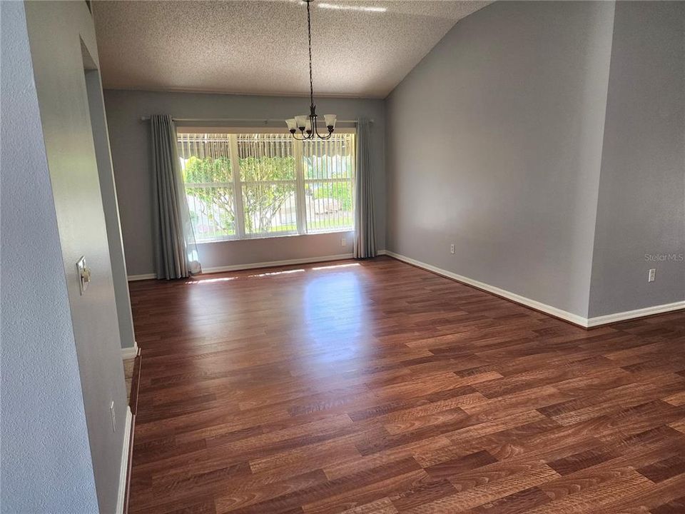 For Rent: $2,400 (3 beds, 2 baths, 2145 Square Feet)