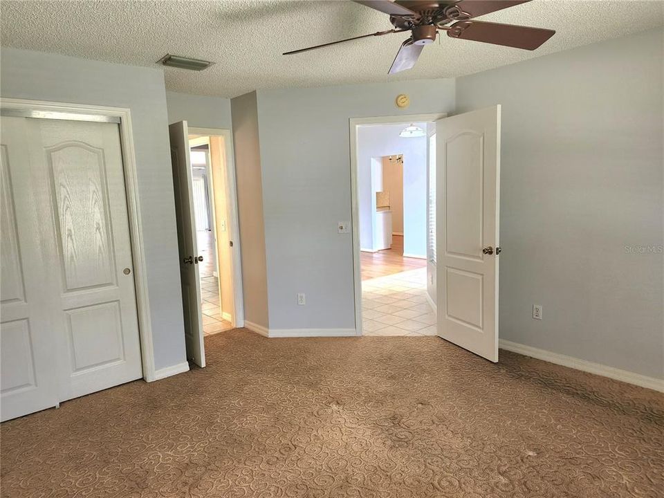 For Rent: $2,400 (3 beds, 2 baths, 2145 Square Feet)