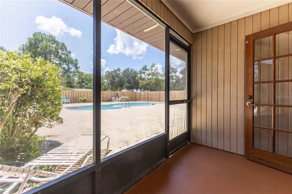 Screened Porch