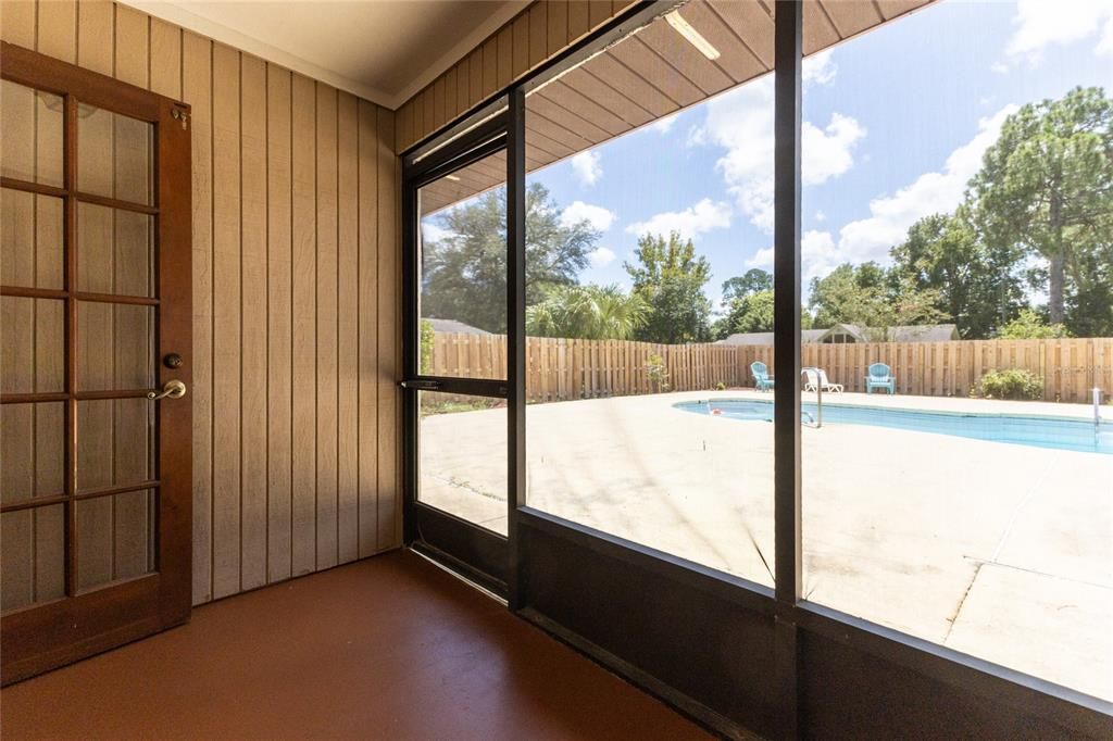 Screened Porch