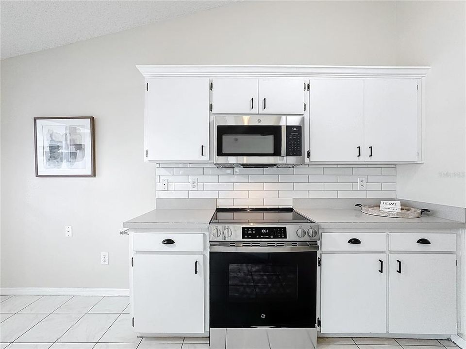 Kitchen NEW Stove and Microwave