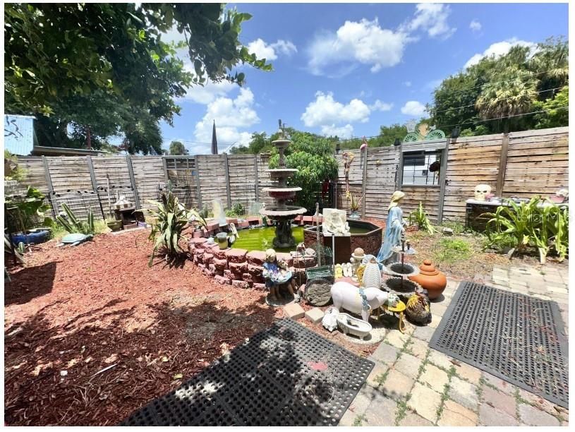 COURTYARD to the Main Unit