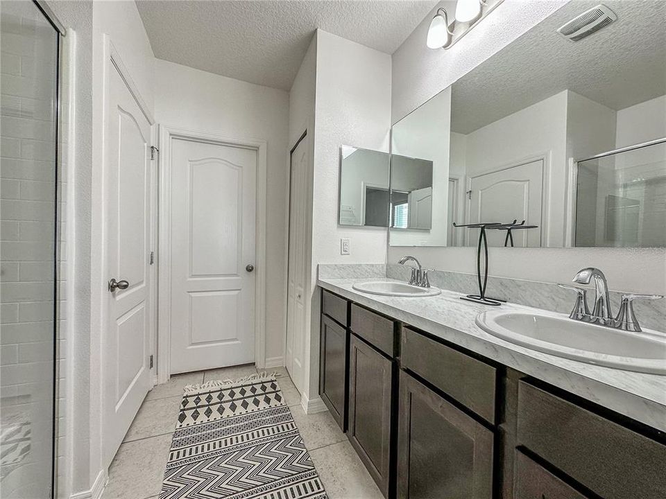 Active With Contract: $2,400 (4 beds, 2 baths, 2155 Square Feet)