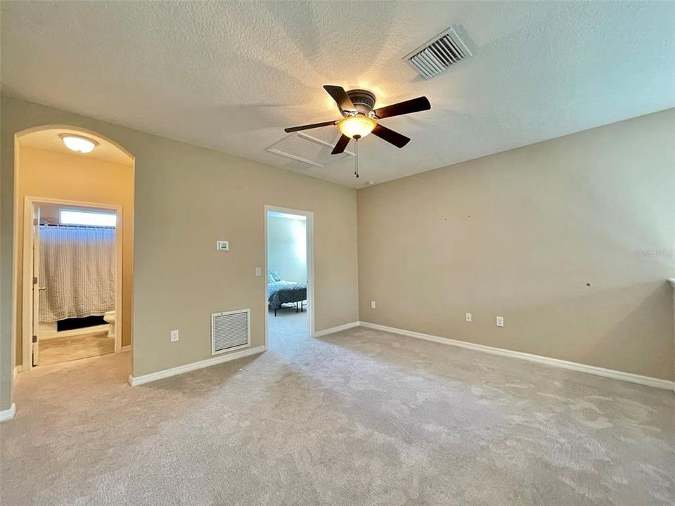 For Rent: $3,500 (4 beds, 3 baths, 2264 Square Feet)