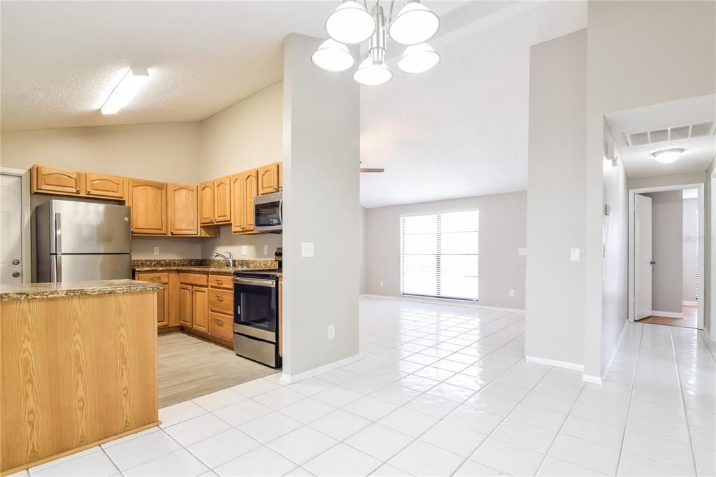 For Rent: $2,225 (3 beds, 2 baths, 1155 Square Feet)