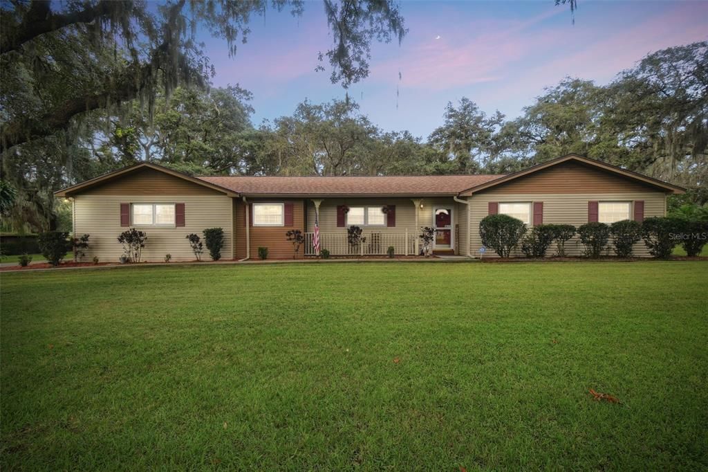 For Sale: $515,000 (3 beds, 2 baths, 1618 Square Feet)