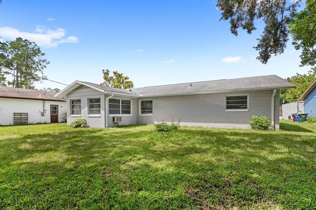 For Sale: $396,000 (3 beds, 2 baths, 1518 Square Feet)