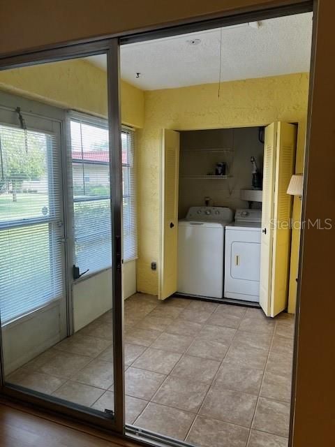 For Sale: $129,900 (1 beds, 1 baths, 644 Square Feet)