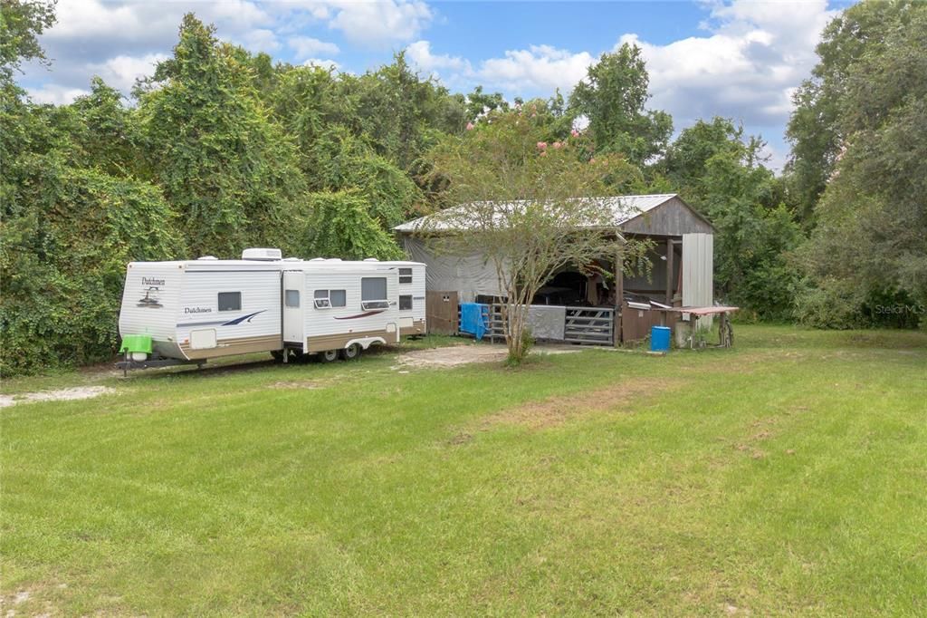 For Sale: $529,500 (3 beds, 2 baths, 1589 Square Feet)