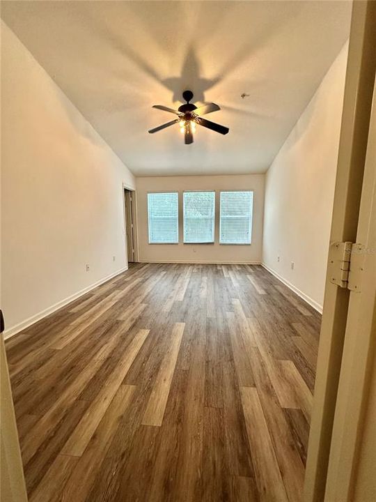 For Rent: $2,300 (3 beds, 2 baths, 1682 Square Feet)