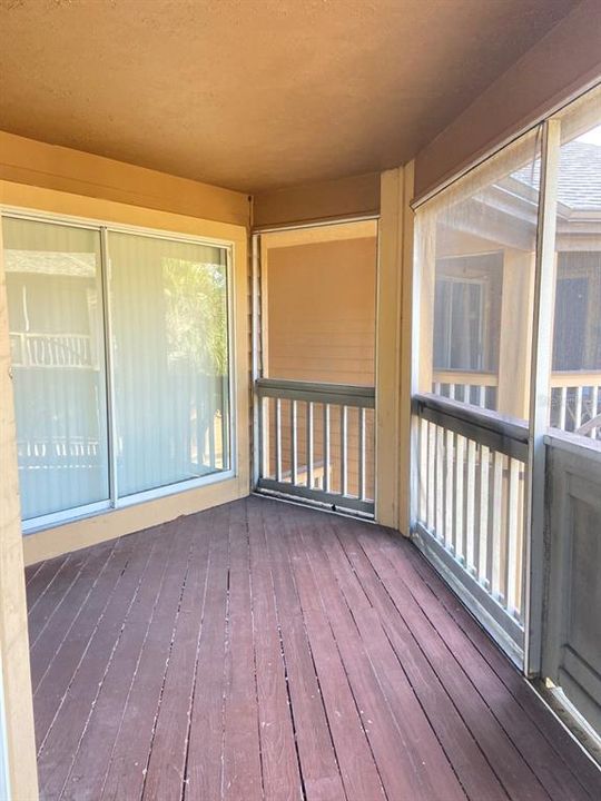 For Rent: $1,325 (1 beds, 1 baths, 823 Square Feet)