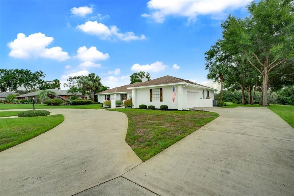 For Sale: $515,000 (3 beds, 2 baths, 2767 Square Feet)