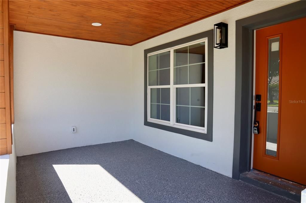 For Sale: $475,000 (3 beds, 2 baths, 1554 Square Feet)