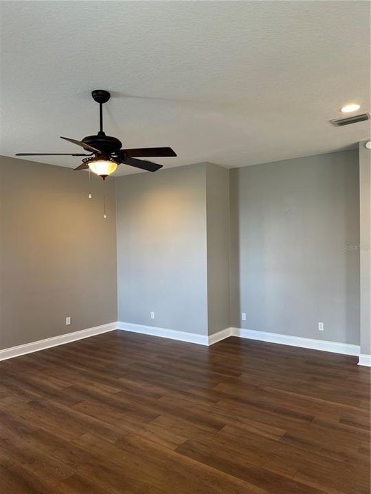 For Rent: $3,195 (3 beds, 2 baths, 2342 Square Feet)